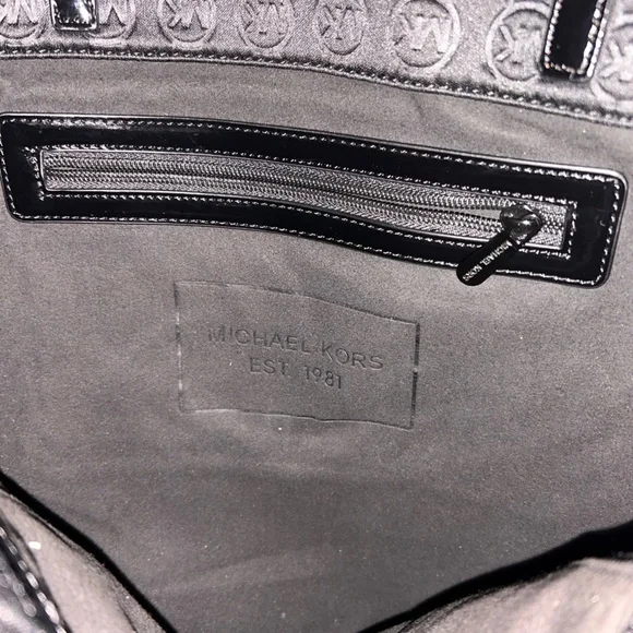 Michael Kors Tote Bag - Picture 4 of 4